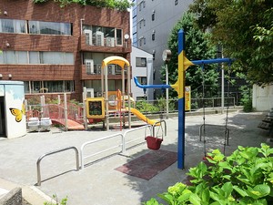 周辺環境:富士見児童公園 朝日九段マンション