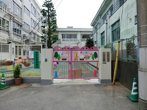 周辺環境:戸塚第一幼稚園 レジェンド西早稲田フォレストタワー