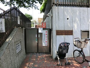 周辺環境:余丁町幼稚園 ストーク高田馬場弐番館