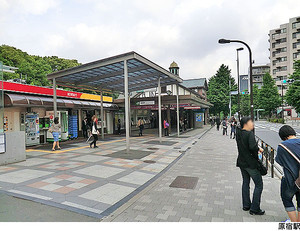 原宿駅(現地まで960ｍ)ルミエール青山