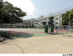 山王小学校 中古一戸建て 大田区山王３丁目 8880万円 大森駅｜住建ハウジング