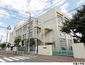 中富小学校 アパート(一棟) 大田区大森東５丁目 エフプレスト大森東 13700万円 大森町駅｜住建ハウジング