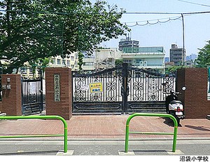 新山小学校 中野区南台２丁目(3980万円)のアパート(一棟)｜住建ハウジング