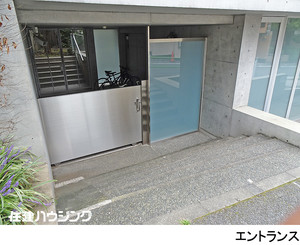  ＣＵＥ　ＮＩＳＨＩＡＺＡＢＵ