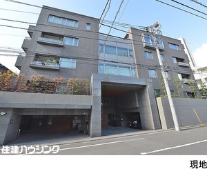 地下1階～2階のメゾネットパークハウス南平台コートレジデンス