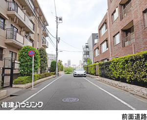  Ｂｒｉｌｌｉａ外苑出羽坂