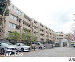 パークシティ成城Ｅーｃｏｕｒｔ 中古マンション世田谷区成城４丁目