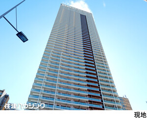 ＨＡＲＵＭＩ　ＦＬＡＧ　ＰＡＲＫ　ＶＩＬＬＡＧＥ 中古マンション中央区晴海５丁目