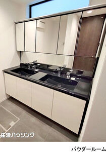  新宿区市谷加賀町２丁目(18880万円)｜新築一戸建て｜住建ハウジング