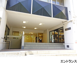 建物エントランス 六本木ハイツ