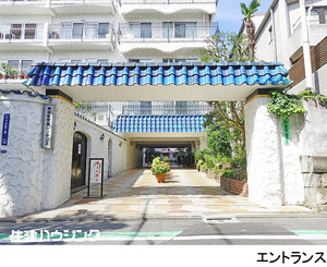 建物エントランス 秀和参宮橋レジデンス