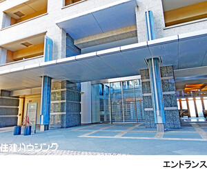 建物エントランス クレストシティレジデンス