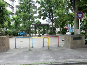 周辺環境:南一児童公園 新築一戸建て 大田区南蒲田１丁目 7880万円 京急蒲田駅｜住建ハウジング