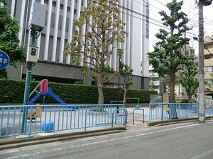 周辺環境:若草児童公園 中古一戸建て 大田区西蒲田８丁目 5180万円 蒲田駅｜住建ハウジング