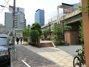 周辺環境:金杉橋児童遊園 フリーディオ芝公園