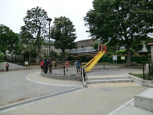 周辺環境:上馬公園 ザ・パークハウス三軒茶屋タワー