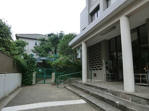 周辺環境:角笛幼稚園 土地・売地 杉並区高井戸西１丁目 10250万円 高井戸駅｜住建ハウジング