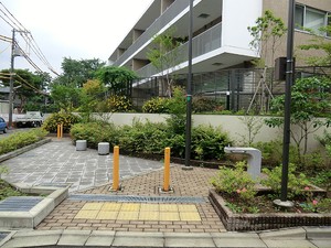 周辺環境:岡本二丁目公園 世田谷区瀬田５丁目(9780万円)｜中古一戸建て｜住建ハウジング