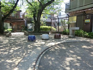 周辺環境:中馬込児童公園 大田区中馬込３丁目(6780万円)｜新築一戸建て｜住建ハウジング