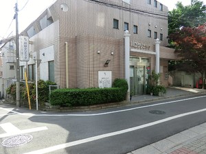 周辺環境:川口クリニック アパート(一棟) 豊島区雑司が谷１丁目 11800万円 護国寺駅｜住建ハウジング