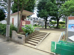 周辺環境:上井草向山公園 杉並区上井草２丁目(15800万円)｜土地・売地｜住建ハウジング