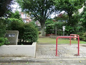 周辺環境:天沼三丁目公園 新築一戸建て 杉並区天沼２丁目 7480万円 荻窪駅｜住建ハウジング