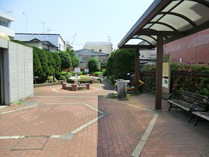 周辺環境:向天神橋公園 土地・売地 世田谷区駒沢２丁目 32000万円 駒沢大学駅｜住建ハウジング