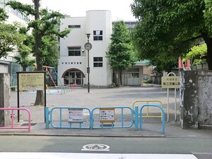 周辺環境:東三児童公園 新築一戸建て 大田区仲六郷３丁目 8699万円 雑色駅｜住建ハウジング