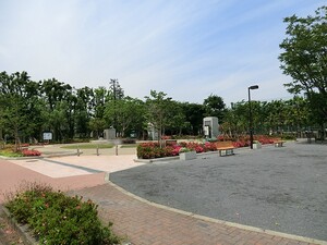 周辺環境:小泉公園 土地・売地 世田谷区駒沢２丁目 18400万円 駒沢大学駅｜住建ハウジング