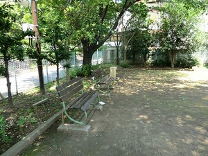 周辺環境:喜花公園 杉並区下高井戸４丁目(11100万円)｜新築一戸建て｜住建ハウジング