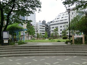 周辺環境:南桜公園 土地・売地 港区新橋４丁目 27000万円 新橋駅｜住建ハウジング