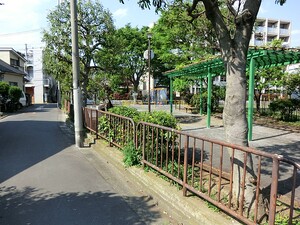 周辺環境:谷戸児童公園 土地・売地 大田区大森西６丁目 6980万円 梅屋敷駅｜住建ハウジング