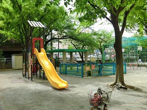 周辺環境:広尾公園 渋谷区広尾５丁目(10900万円)｜中古一戸建て｜住建ハウジング