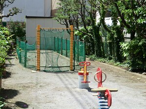 周辺環境:南一児童遊園 オープンレジデンス南青山イーストテラス