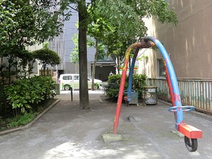 周辺環境:初音森児童遊園 Ｔｈｅ　Ｌｏｇ　日本橋