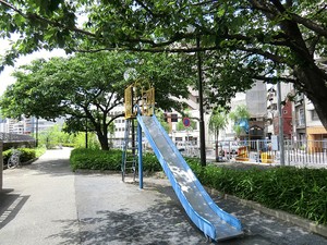 周辺環境:両国橋際児童遊園 東日本橋デュープレックスポーション