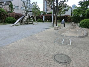 周辺環境:日之出町第二公園 土地・売地 豊島区東池袋５丁目 6500万円 大塚駅｜住建ハウジング