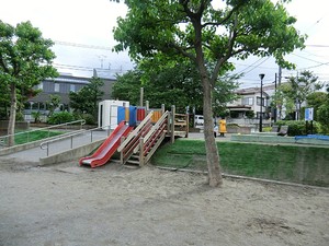 周辺環境:中町二丁目公園 上野毛シティハウスノーステラス