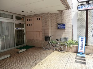 周辺環境:岡野クリニック ホテル 豊島区池袋２丁目 ホテル運営中 61000万円 池袋駅｜住建ハウジング