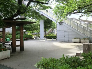 八ッ山公園 品川イーストシティタワー
