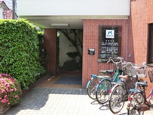 周辺環境:増田外科 中古一戸建て 大田区蒲田本町２丁目 5670万円 蒲田駅｜住建ハウジング