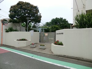 周辺環境:桜丘幼稚園 中古一戸建て 世田谷区桜丘４丁目 15800万円 千歳船橋駅｜住建ハウジング