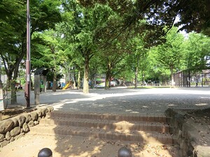 周辺環境:落合公園 マートルコート中野上高田