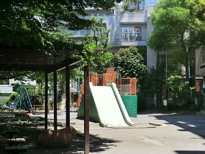 周辺環境:目黒銀座児童遊園 日神プラザ中目黒