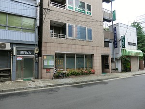 周辺環境:三倉クリニック コージーコート上野御徒町1