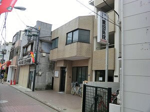 周辺環境:黒田医院 マンション(一棟) 大田区千鳥２丁目 12200万円 千鳥町駅｜住建ハウジング