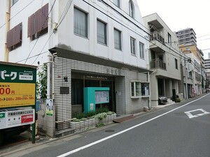 周辺環境:山中病院 土地・売地 杉並区西荻南２丁目 11880万円 西荻窪駅｜住建ハウジング
