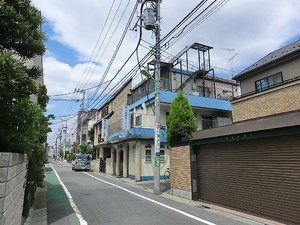 周辺環境:小森クリニック 土地・売地 世田谷区太子堂５丁目 9980万円 三軒茶屋駅｜住建ハウジング