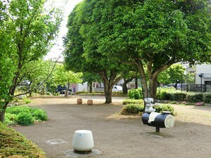 周辺環境:八幡通り公園 ＯＰＵＳ