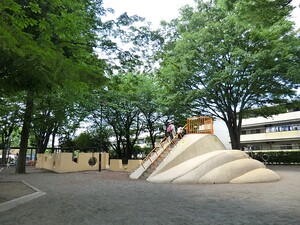 周辺環境:北町子供広場 土地・売地 杉並区善福寺３丁目 21800万円 吉祥寺駅｜住建ハウジング